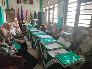 Kantor SD AL-MUNAWWAROH